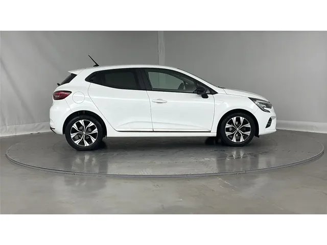 Occasion Renault Clio à MAGENTA chez RENAULT | EPERNAY & SEZANNE