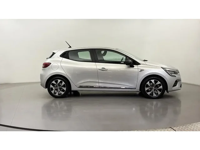 Occasion Renault Clio à  Nanterre, chez LEXUS NANTERRE