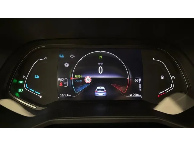 Occasion Renault Clio à  Nanterre, chez LEXUS NANTERRE