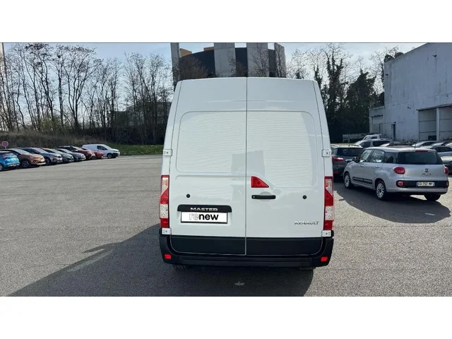 Occasion Renault Master à Maizieres la grande paroisse chez DACIA ROMILLY