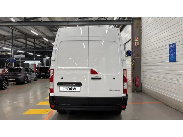 Occasion Renault Master à Maizieres la grande paroisse chez DACIA ROMILLY