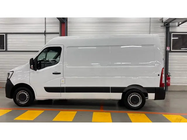 Occasion Renault Master à Maizieres la grande paroisse chez DACIA ROMILLY