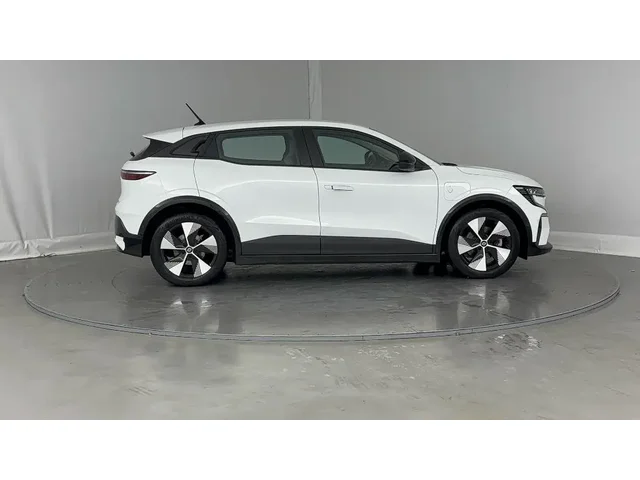 Occasion Renault Mégane à MAGENTA chez RENAULT | EPERNAY & SEZANNE