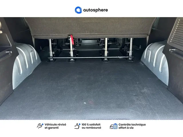 Occasion Renault Trafic Combi à SAINT CYR SUR LOIRE chez SUZUKI TOURS