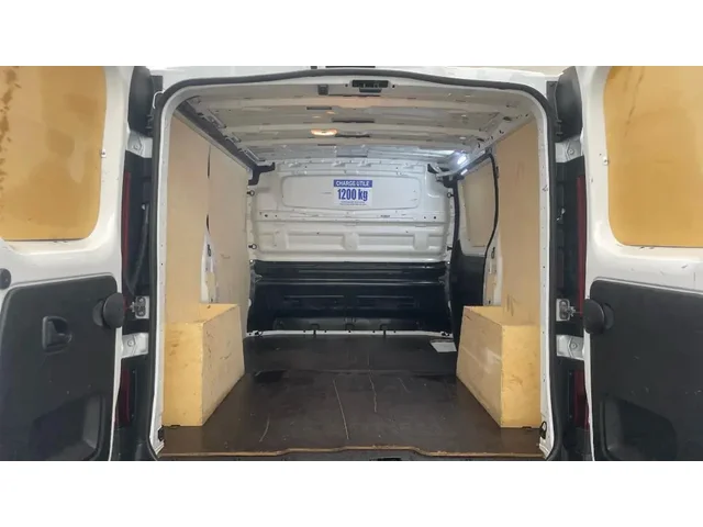 Occasion Renault Trafic à Maizieres la grande paroisse chez DACIA ROMILLY