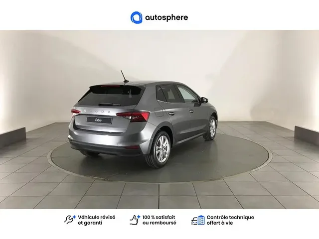 Démonstration Skoda Fabia à CHAMPNIERS chez Volkswagen Angouleme