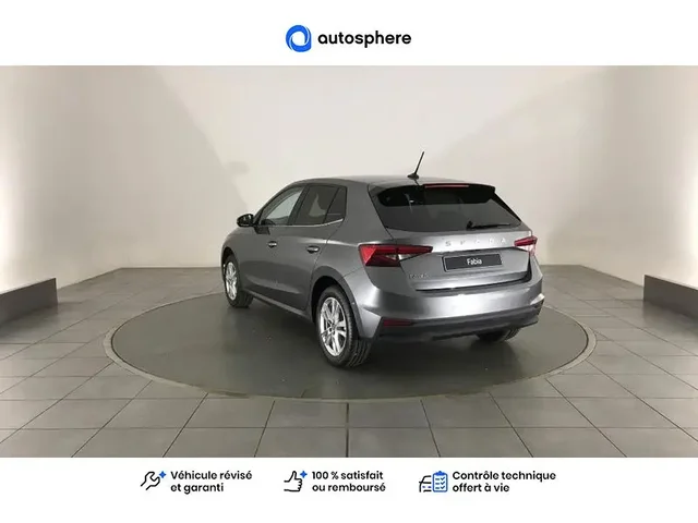 Démonstration Skoda Fabia à CHAMPNIERS chez Volkswagen Angouleme