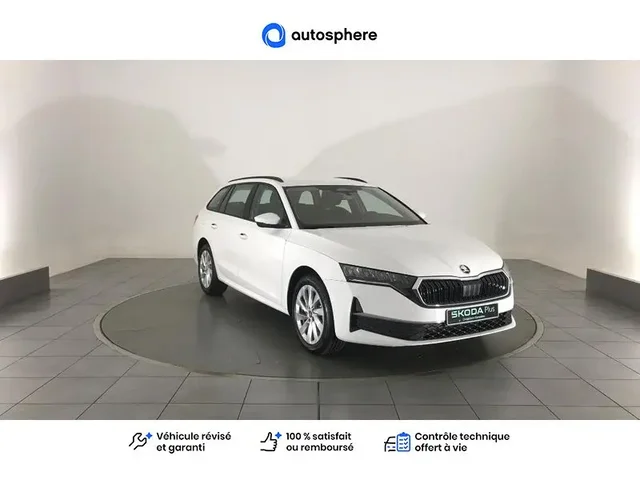 Démonstration Skoda Octavia Combi à CHAMPNIERS chez Volkswagen Angouleme