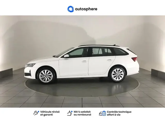 Démonstration Skoda Octavia Combi à CHAMPNIERS chez Volkswagen Angouleme