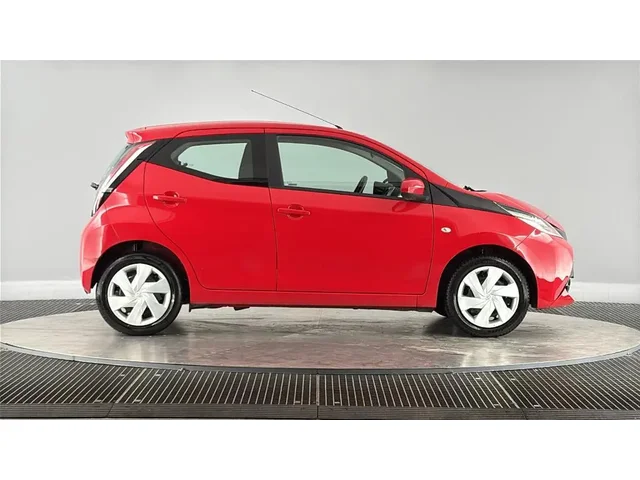 Occasion Toyota Aygo à VENISSIEUX chez TOYOTA LYON SUD 