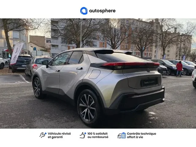 Démonstration Toyota C-Hr à  Nanterre, chez LEXUS NANTERRE