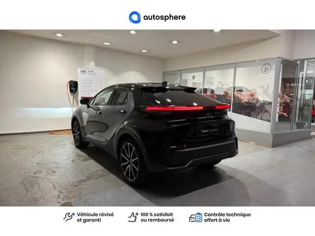 Démonstration Toyota C-Hr à  Nanterre, chez LEXUS NANTERRE