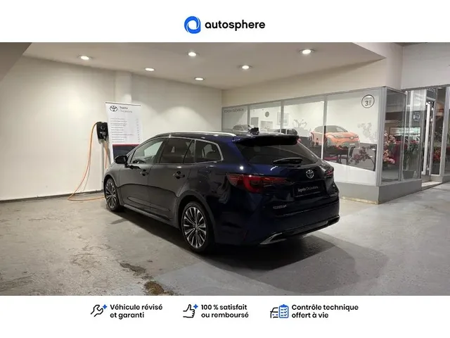 Occasion Toyota Corolla Touring Sports à  Nanterre, chez LEXUS NANTERRE