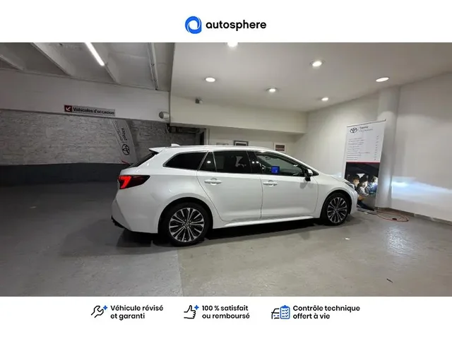 Occasion Toyota Corolla Touring Sports à  Nanterre, chez LEXUS NANTERRE