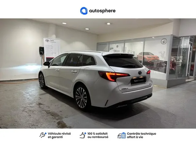 Occasion Toyota Corolla Touring Sports à  Nanterre, chez LEXUS NANTERRE