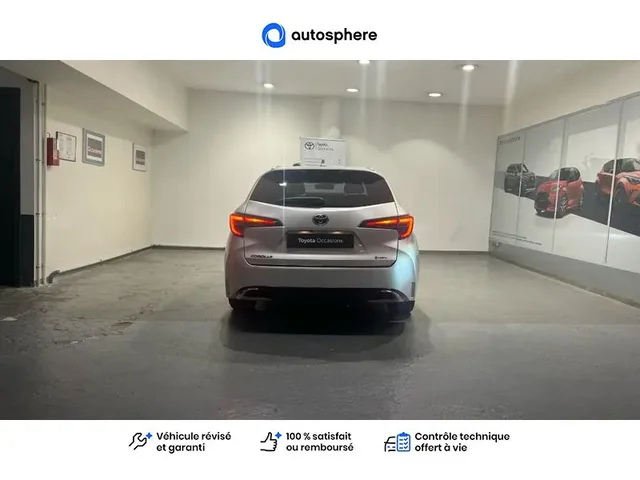 Occasion Toyota Corolla Touring Sports à  Nanterre, chez LEXUS NANTERRE