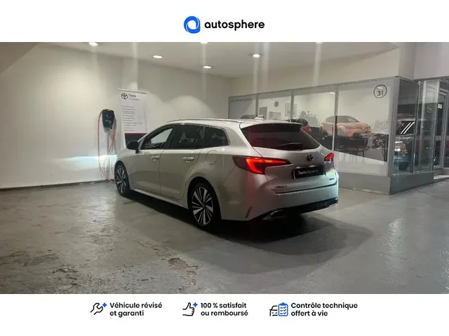 Occasion Toyota Corolla Touring Sports à  Nanterre, chez LEXUS NANTERRE