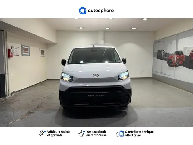 Démonstration Toyota Proace City à  Nanterre, chez LEXUS NANTERRE