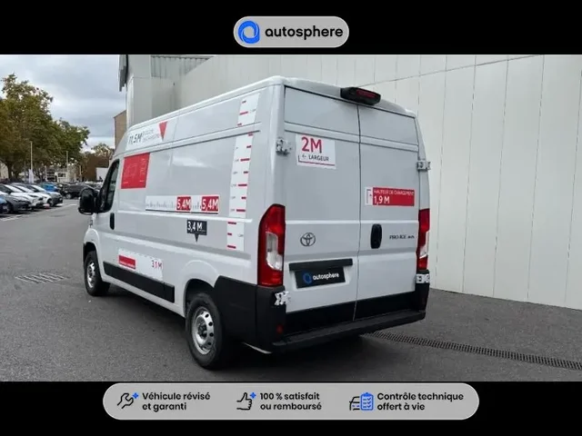 Démonstration Toyota Proace Max à  Nanterre, chez LEXUS NANTERRE