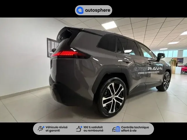 Démonstration Toyota Rav4 à  Nanterre, chez LEXUS NANTERRE