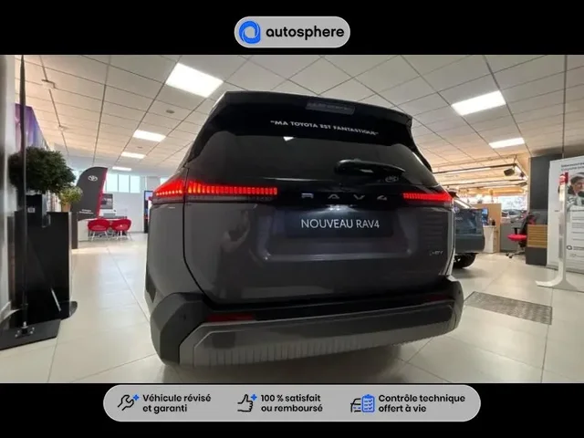 Démonstration Toyota Rav4 à  Nanterre, chez LEXUS NANTERRE