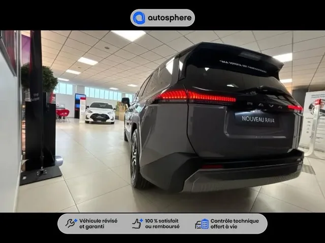 Démonstration Toyota Rav4 à  Nanterre, chez LEXUS NANTERRE