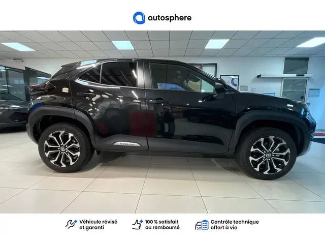 Démonstration Toyota Yaris Cross à  Nanterre, chez LEXUS NANTERRE
