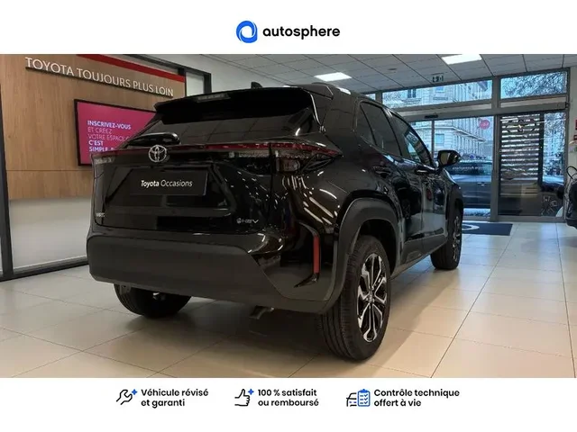 Démonstration Toyota Yaris Cross à  Nanterre, chez LEXUS NANTERRE