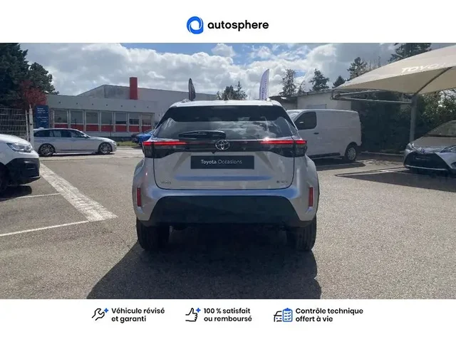 Démonstration Toyota Yaris Cross à VENISSIEUX chez TOYOTA LYON SUD 