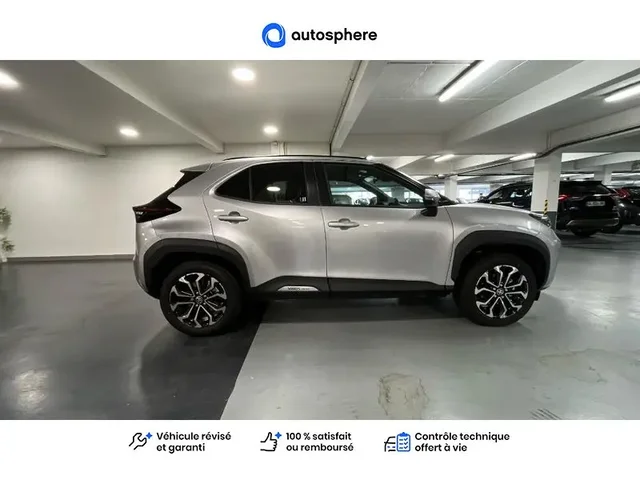 Démonstration Toyota Yaris Cross à  Nanterre, chez LEXUS NANTERRE