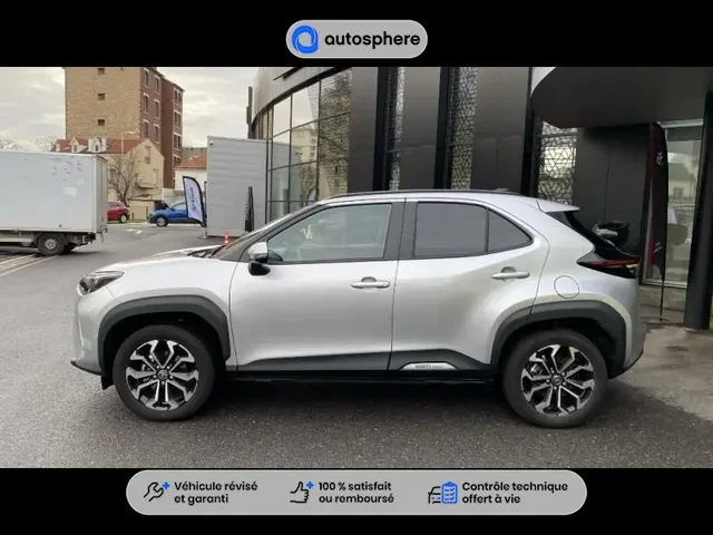 Démonstration Toyota Yaris Cross à  Nanterre, chez LEXUS NANTERRE