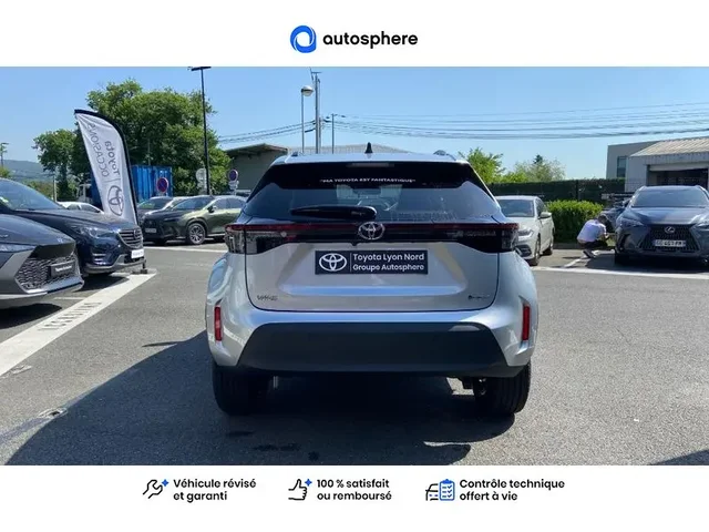 Démonstration Toyota Yaris Cross à VENISSIEUX chez TOYOTA LYON SUD 