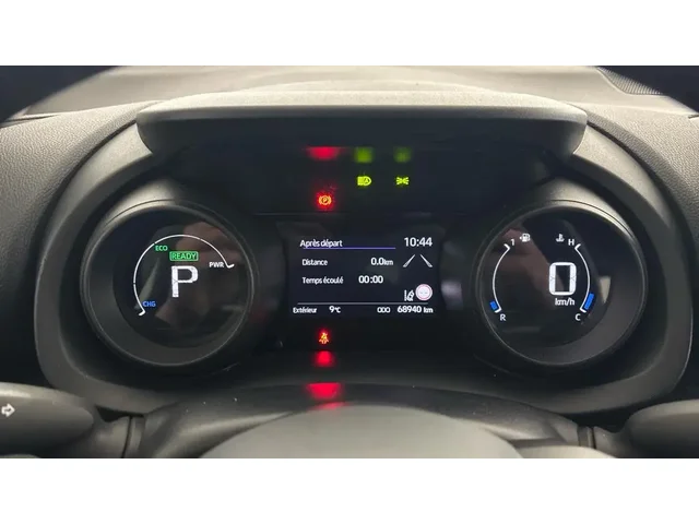 Occasion Toyota Yaris Cross à Villemomble chez DACIA VILLEMOMBLE