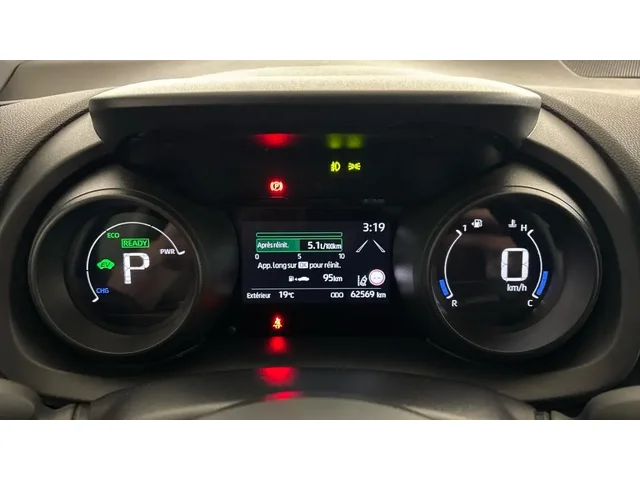 Occasion Toyota Yaris Cross à COMPIEGNE chez PEUGEOT COMPIEGNE