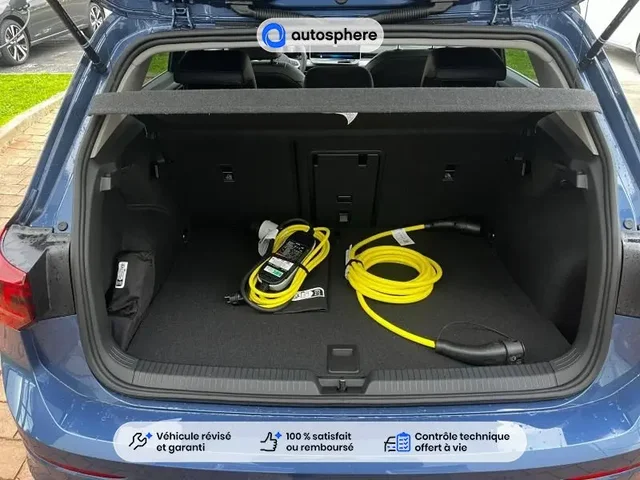 Démonstration Volkswagen Golf à CHAMPNIERS chez Volkswagen Angouleme