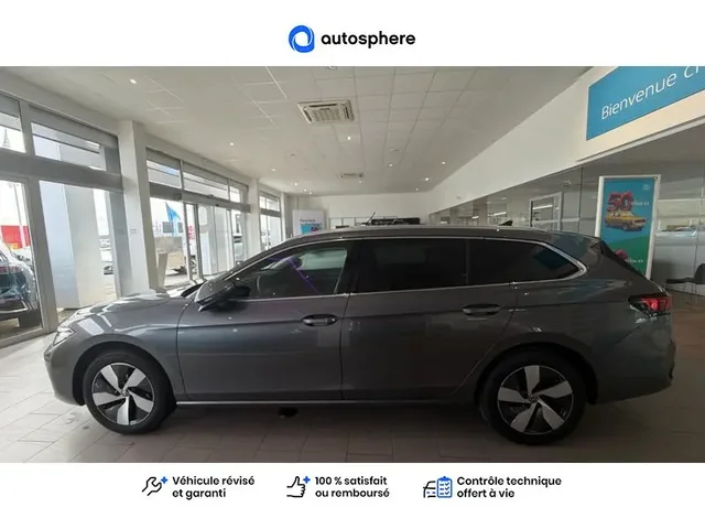 Démonstration Volkswagen Passat Sw à CHAMPNIERS chez Volkswagen Angouleme