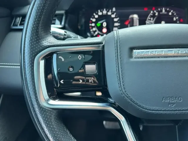 Occasion LAND-ROVER Range Rover Velar à  chez Elypse Autos