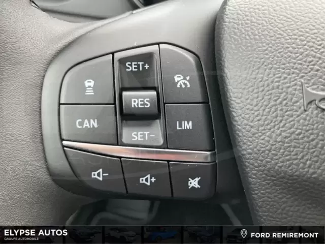 Démo FORD Focus Active à  chez Elypse Autos