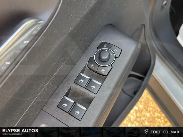 Démo FORD Tourneo Courier à  chez Elypse Autos