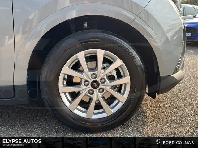 Démo FORD Tourneo Courier à  chez Elypse Autos