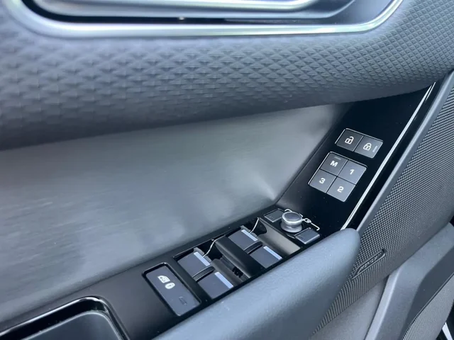 Occasion LAND-ROVER Range Rover Velar à  chez Elypse Autos