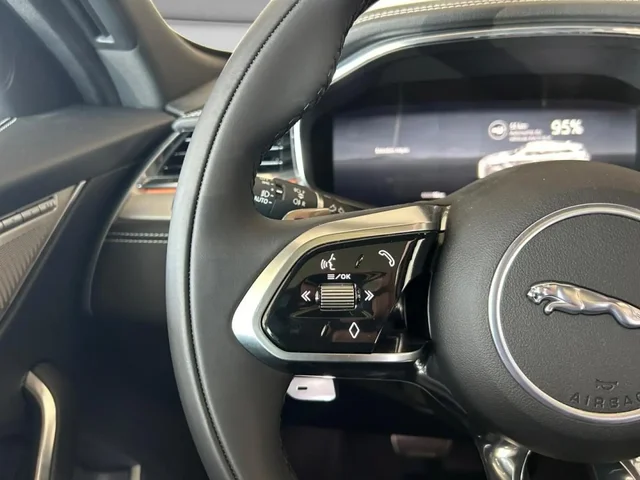 Occasion JAGUAR F-Pace à  chez Elypse Autos