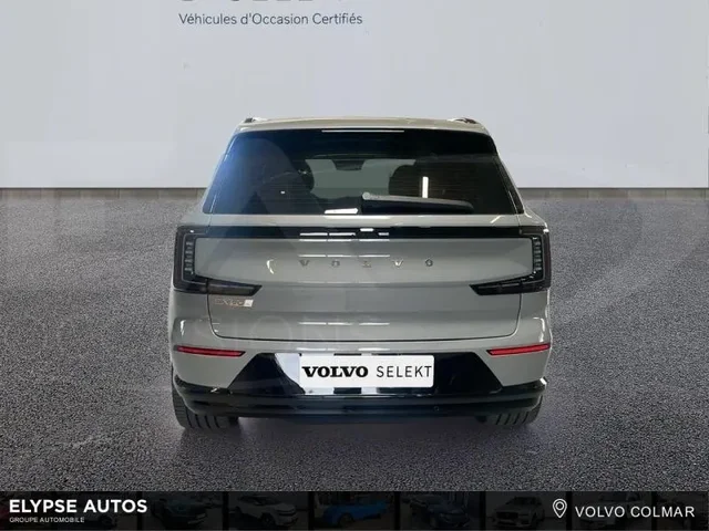 Démo VOLVO EX90 à  chez Elypse Autos