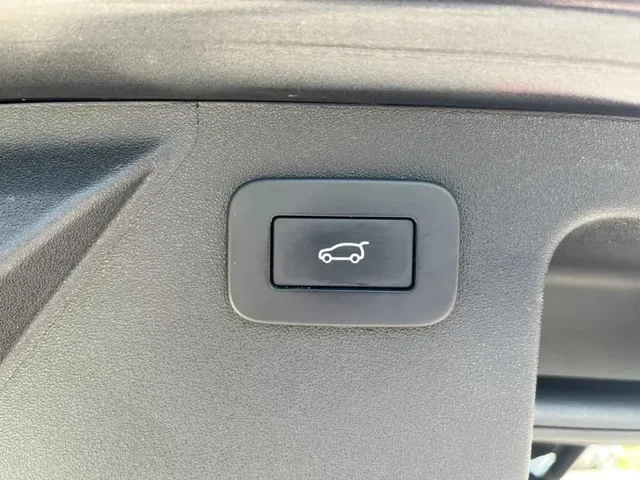 Occasion LAND-ROVER Discovery Sport à  chez Elypse Autos