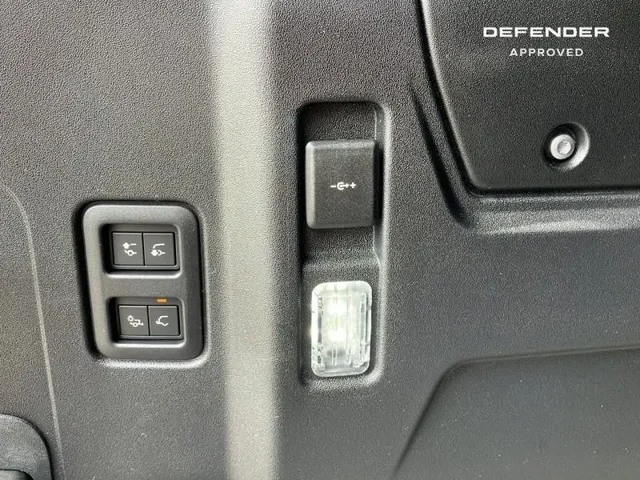 Démo LAND-ROVER Defender à  chez Elypse Autos