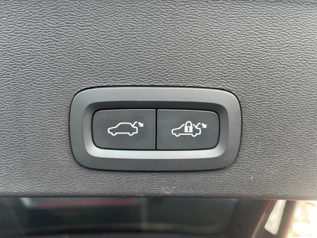 Occasion VOLVO XC40 à  chez Elypse Autos