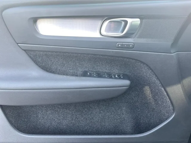 Occasion VOLVO XC40 à  chez Elypse Autos