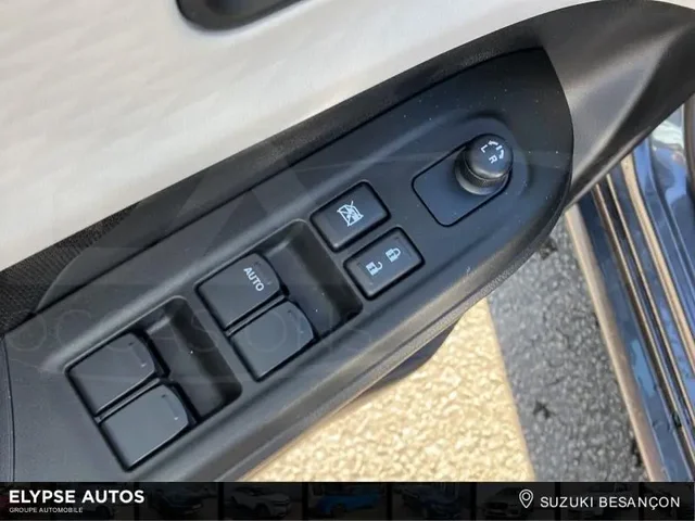 Démo SUZUKI Swift à  chez Elypse Autos
