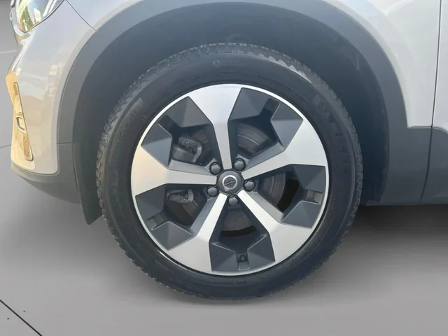 Occasion VOLVO XC40 à  chez Elypse Autos
