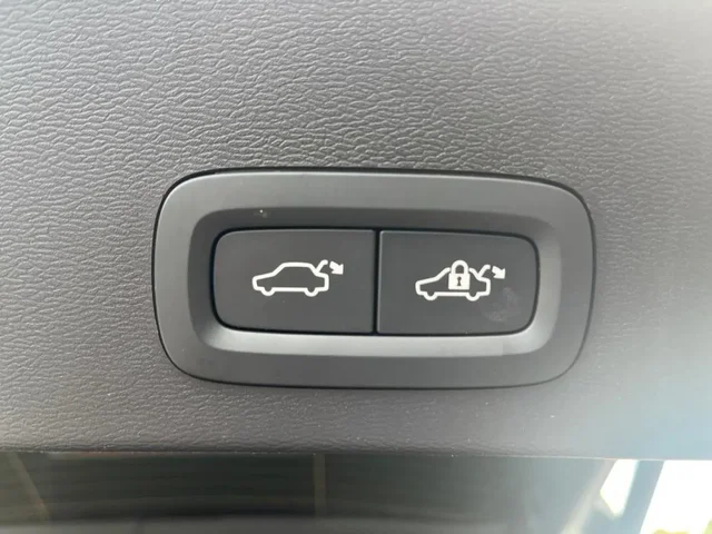 Occasion VOLVO XC40 à  chez Elypse Autos